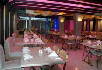 Hotel Tanisha Haïdarabad Extérieur photo